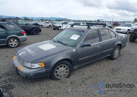 1993 Nissan Maxima Gxe из США, поврежденный, VIN JN1HJ01F1PT118167